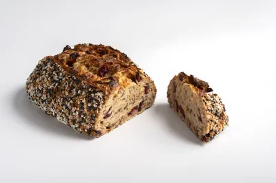 Desem Cranberry Appel Notenbrood