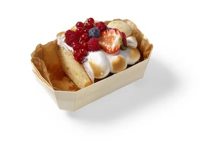 Lemon Meringue Fruitcake